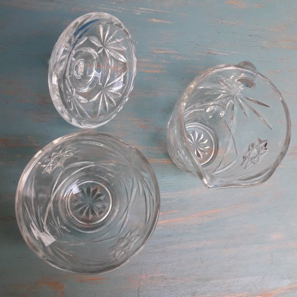 Glass Cream and Sugar with Lid Measuring Cup Vintage Starburst Design - Picture 4 of 7